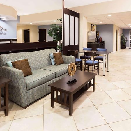 Microtel Inn & Suites By Wyndham Spring Hill/Weeki Wachee Exteriör bild